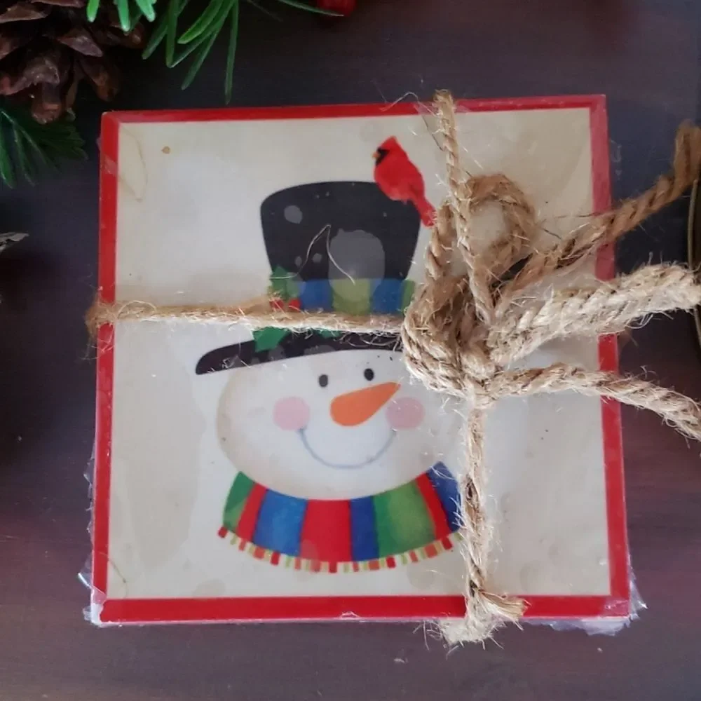 Lot of 6 Christmas Items